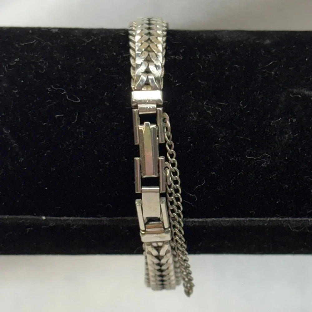 Bulova Wristwatch Womens 5.5 Silver Good 1960s 10k RGP Diamond Cocktail 23 Jwl